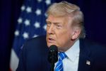 Imagen de Donald Trump propone rebautizar la inteligencia artificial como inteligencia superior, extrema o suprema. Abrió una encuesta pública