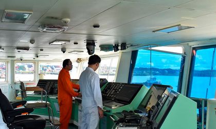 Supervisan dragado a accesos portuarios
