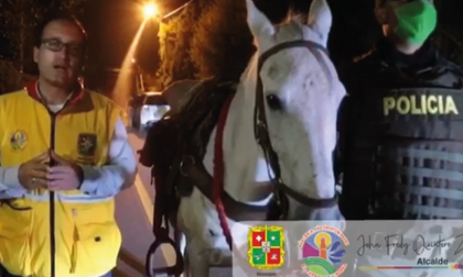 Imagen de  ¡Increíble! En El Carmen hicieron una cabalgata en plena cuarentena