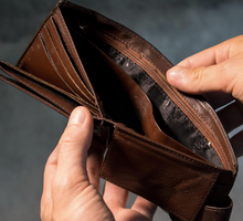 Las frases que dicen las personas que siempre tienen problemas económicos… y cómo cambiar esa mentalidad