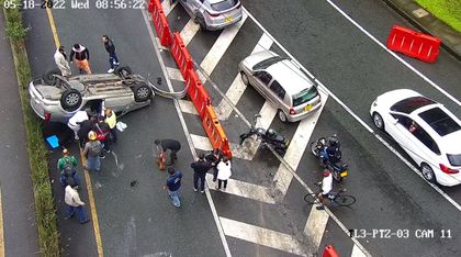 Imagen de  Fuerte accidente de tránsito en el sector Túnel de Oriente deja a una mujer lesionada
