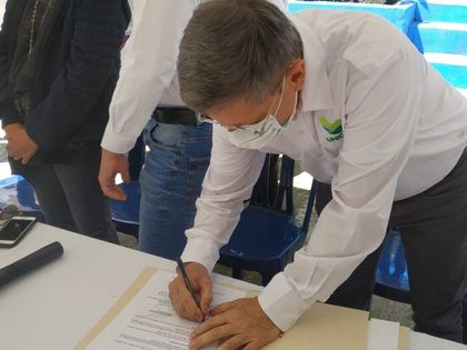 Imagen de Gobernador (e) de Antioquia se comprometió a recuperar el Salón del Nunca Más en Granada