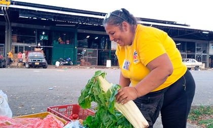 Entre manualidades y fútbol: la historia de Esperanza Fino en la Comuna 7 de Cali