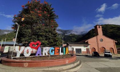 Siguen desplazamientos en Argelia por combates