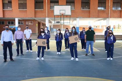 Imagen de  Gracias a la Donatón, mil estudiantes tendrán acceso a Internet en Rionegro