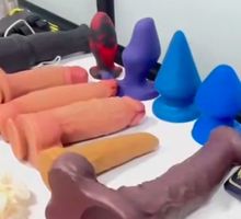 Por traer maleta llena de juguetes sexuales, niegan entrada a Colombia a un estadounidense