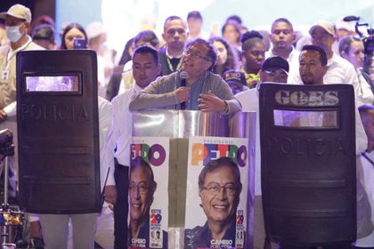 Imagen de  Con estos argumentos dejarían inmune al presidente Petro en la Comisión de Acusación por campaña de 2022