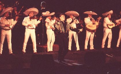 Imagen de  Estrena documental con imágenes inéditas del archivo de Juan Gabriel tras 10 años de su muerte