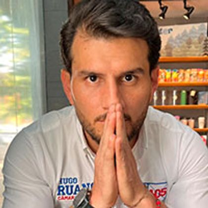 ¿Quién es Hugo Ruano, el candidato que reta a Duvalier?