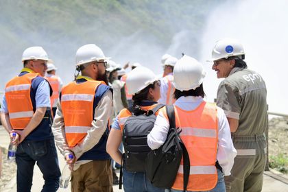 Imagen de  Confirman operación segura de Hidroituango: hubo visita estatal tras creciente en el río Cauca