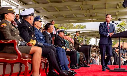 Críticas a propuesta de articular Fuerzas Militares de Colombia y Venezuela