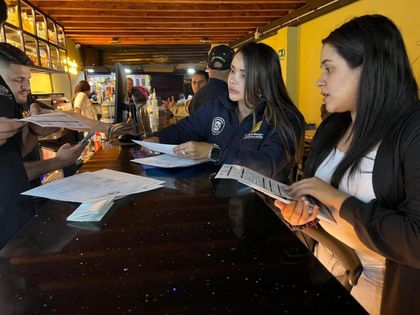 Imagen de Tres capturas, un menor aprehendido y la suspensión de dos establecimientos dejó operativo de seguridad en Rionegro