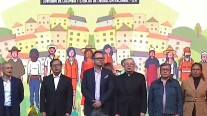 Imagen de  Gustavo Petro y Pablo Beltrán dieron inicio al cese al fuego entre Gobierno y ELN