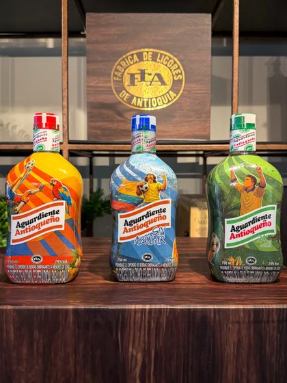 Imagen de  Así será la edición especial de Aguardiente Antioqueño que llegará por el Mundial a Colombia y EE. UU.