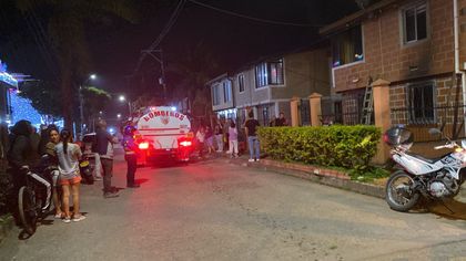 Imagen de Controlado incendio en vivienda del barrio El Edén en El Carmen de Viboral: una persona resultó herida