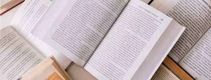 Imagen de Las palabras más curiosas que ingresaron este año al diccionario de la RAE: ‘perreo’, ‘VAR’, ‘machirulo’