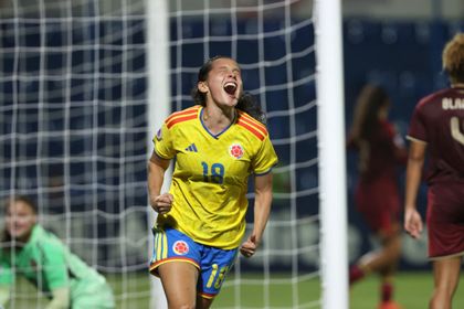 Imagen de  Colombia derrota a Venezuela y entra en puestos de clasificación al Mundial