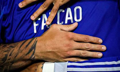 Incertidumbre en Millonarios: lesión muscular deja a Falcao fuera hasta marzo