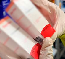 Golpe al tráfico ilegal de medicamentos en Cali: allanamientos, capturas y millonaria incautación en el sur de la ciudad