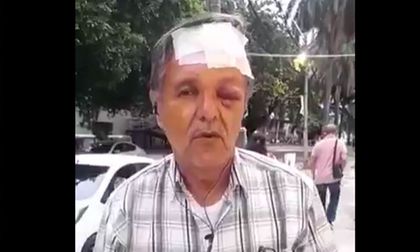 En video: motociclista agrede a adulto mayor por reclamar uso indebido del andén en Cali