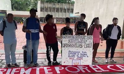 Con plantón en rechazo al racismo, respaldan al gerente de Emcali