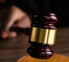 Juez sanciona a Petro por desacato al no retractarse de acusaciones contra directivo de EPS