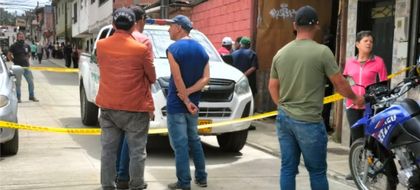 Imagen de  Falleció un mecánico en La Unión: el carro que estaba reparando le cayó encima