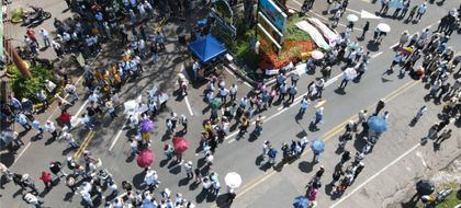 Imagen de  Cerca de 400 personas se manifestaron para “defender” la Hacienda Nápoles en Puerto Triunfo