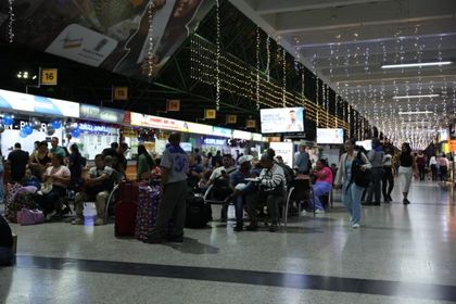 Imagen de  Terminales Medellín proyecta 244 000 viajeros este fin de semana de velitas