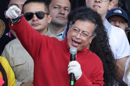 Imagen de  Presidente Petro convocó a cabildo popular en todos los municipios tras hundimiento de la consulta