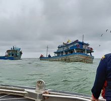 Armada rescató trece personas a la deriva en el Pacífico