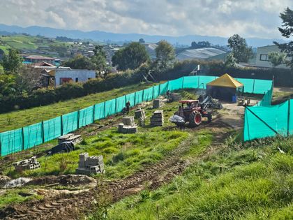 Imagen de “Rodemos por un Sueño”, el evento de ciclismo que busca recoger fondos para construir la sede de un colegio
