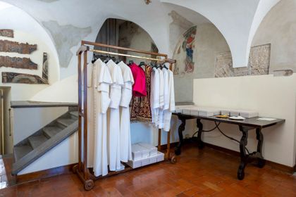 Imagen de  Así luce la Sala de las Lágrimas: el lugar donde se reviste el nuevo papa