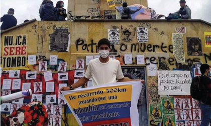 Imagen de El rionegrero que llegó a pie a Bogotá espera reunirse con el Presidente antes del lunes