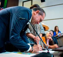 Buscan reglamentar el contrato y jornal agropecuario