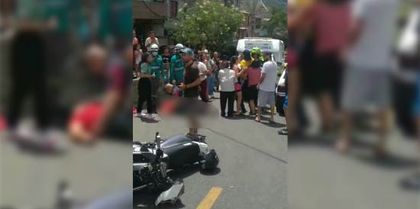 Imagen de Adulta mayor murió tras ser arrollada por un motociclista que realizaba maniobras peligrosas en la vía