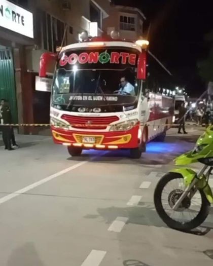 Imagen de “Ajuste de cuentas”: detalles del asesinato de cuatro personas en un bus que cubría la ruta Medellín-Puerto Berrío