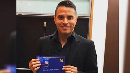 Javier-Saviola-conejo