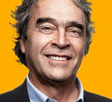 Crecen presiones para que Fajardo se retire