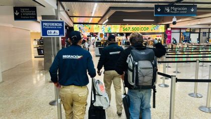 Imagen de  Ofreció 5 000 dólares para escapar: expulsan desde Medellín a traficante de drogas sintéticas buscado por EE. UU.