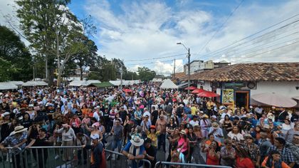Imagen de Cerca de 25.000 personas asistieron a las Fiestas de la Empanada en San Antonio