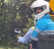 ¿Incumplió la norma? Movilidad explica si el secretario de Cali puede viajar como parrillero en moto