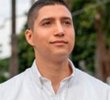 Jesús Trujillo, entre la Presidencia del Concejo y el sonajero de Palmira