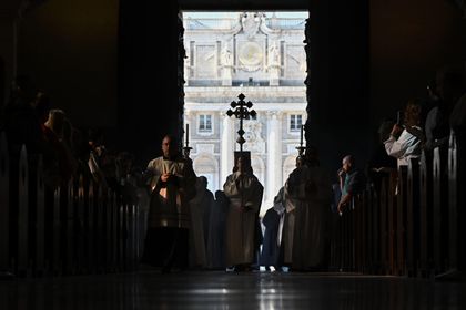 Imagen de  ¿Por qué los papas cambian de nombre al ser elegidos? Hay un motivo histórico y teológico