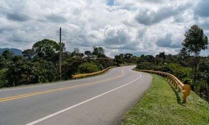 Grupo ilegal asaltó a funcionarios en vía Panamericana