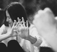 Reducción de violencia intrafamiliar en Cali no elimina el riesgo para mujeres