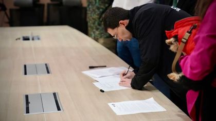 Imagen de  Tras recuperar $51,7 billones, el excontralor Pipe Córdoba inscribió su candidatura presidencial