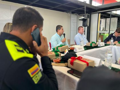 Imagen de Crear una Policía Metropolitana, la propuesta que apoya el alcalde de El Santuario para fortalecer la seguridad en el Oriente