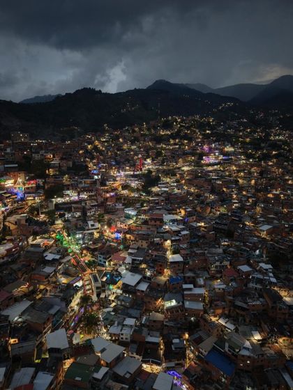 Imagen de  Arte callejero de la Comuna 13 de Medellín obtiene premio en España