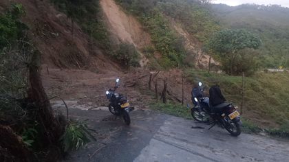 Imagen de  Más de 10 deslizamientos mantienen cerrada la vía entre Nariño y Sonsón